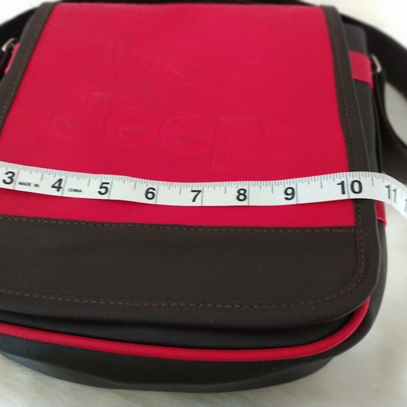 Men's Jeep Leather shoulder Bag - Picture 5 of 8